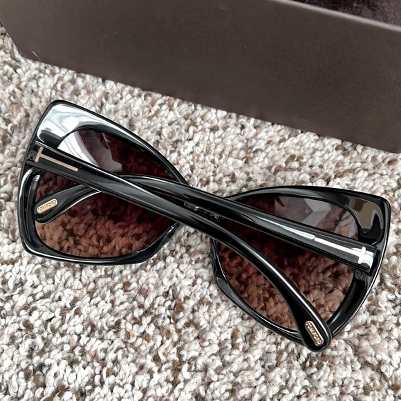 Tom Ford sunglasses main image 5